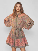 Mini-robe imprimée à manches latérales