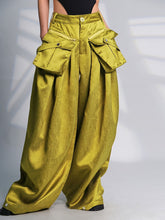 Weihnachtshose mit Patchwork-Taschen