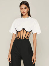 T-Shirt mit Mesh-Ausschnitt