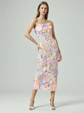 Trägerloses, ärmelloses Maxikleid aus Netzstoff mit Blumenmuster