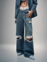 Jeans mit hoher Taille und zerrissenem Spitzenrand