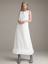 Robe longue unie à imprimé plumes et col en V