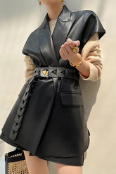 Weste mit Revers und Taillenschnürung