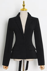 Slim-Fit Mantel mit überkreuzter Schleife am Rücken