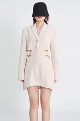 Einfarbiges Blazerkleid mit Cut-outs