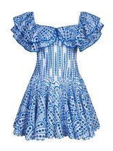 La mini-robe à manches courtes Aria - Plusieurs couleurs