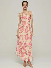 Robe longue caraco à épaules inclinées