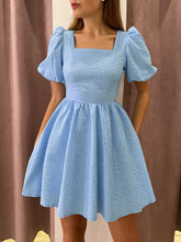 Robe courte dos nu Helen