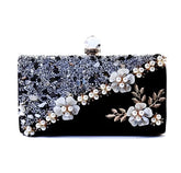 Die mit Perlen besetzte Handtasche „Francesca“