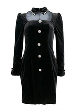 Sabine – Ausgehöhltes Minikleid mit Rautenmuster