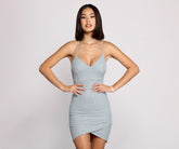 Kleid mit leuchtendem Glitzer