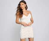 Glamouröses ärmelloses Minikleid aus Spitze