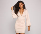 Glitzerndes und glamouröses Minikleid