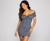 Mini-robe fleurie à l'ambiance coquette