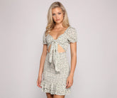 Mini-robe fleurie d'une beauté sans effort