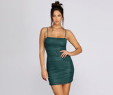 Glitzerndes Minikleid aus Netzstoff