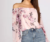 Flower Child – Kurze Chiffonbluse