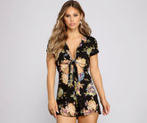 Geblümter Daydream-Strampler zum Binden vorn