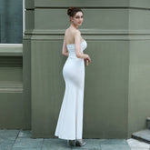 Robe portefeuille fendue sans bretelles Evelyn