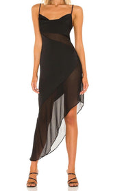 Figurbetontes Midikleid mit Trägern in Schwarz