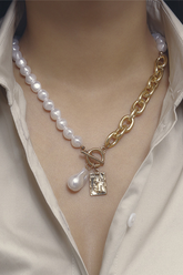 Chokerhalskette mit gotischem Barock-Perlenengel-Anhänger