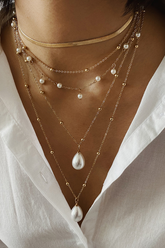 Halskette mit Quaste