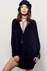 Robe courte en velours à manches longues et col en V vintage - Noir