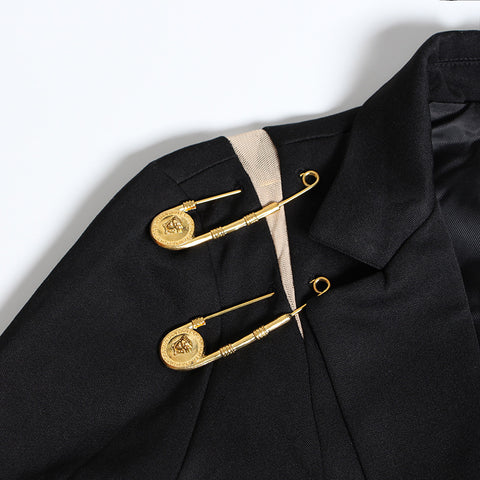 SAFETY PIN BLAZER