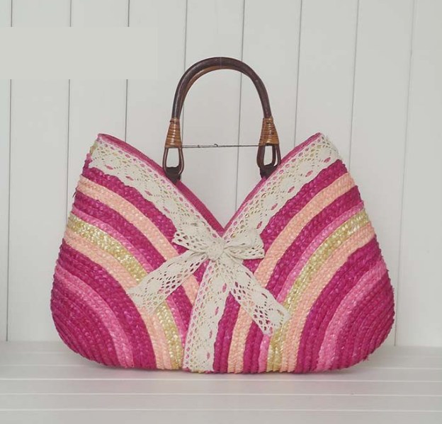 Sac en paille de couleur fait à la main, commande à la machine, sac tissé pour la plage sauvage 