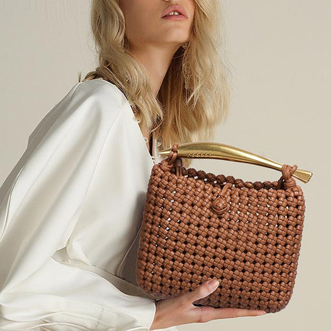 Sac à sardines tissé creux découpé à la main petit sac carré sac messager de couleur contrastée de conception tissée industrielle lourde 