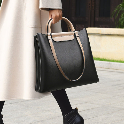 Sac fourre-tout urbain à texture simple Sac à main de livraison coréen à la mode de grande capacité 