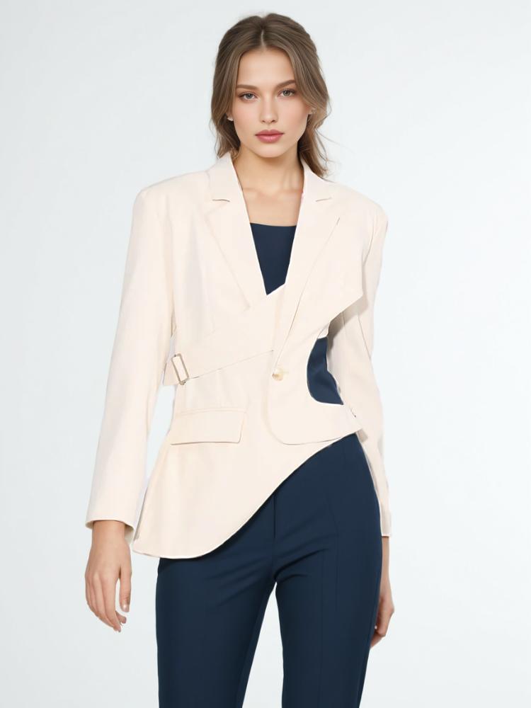 Schicker, asymmetrischer Blazer mit Aussparungen