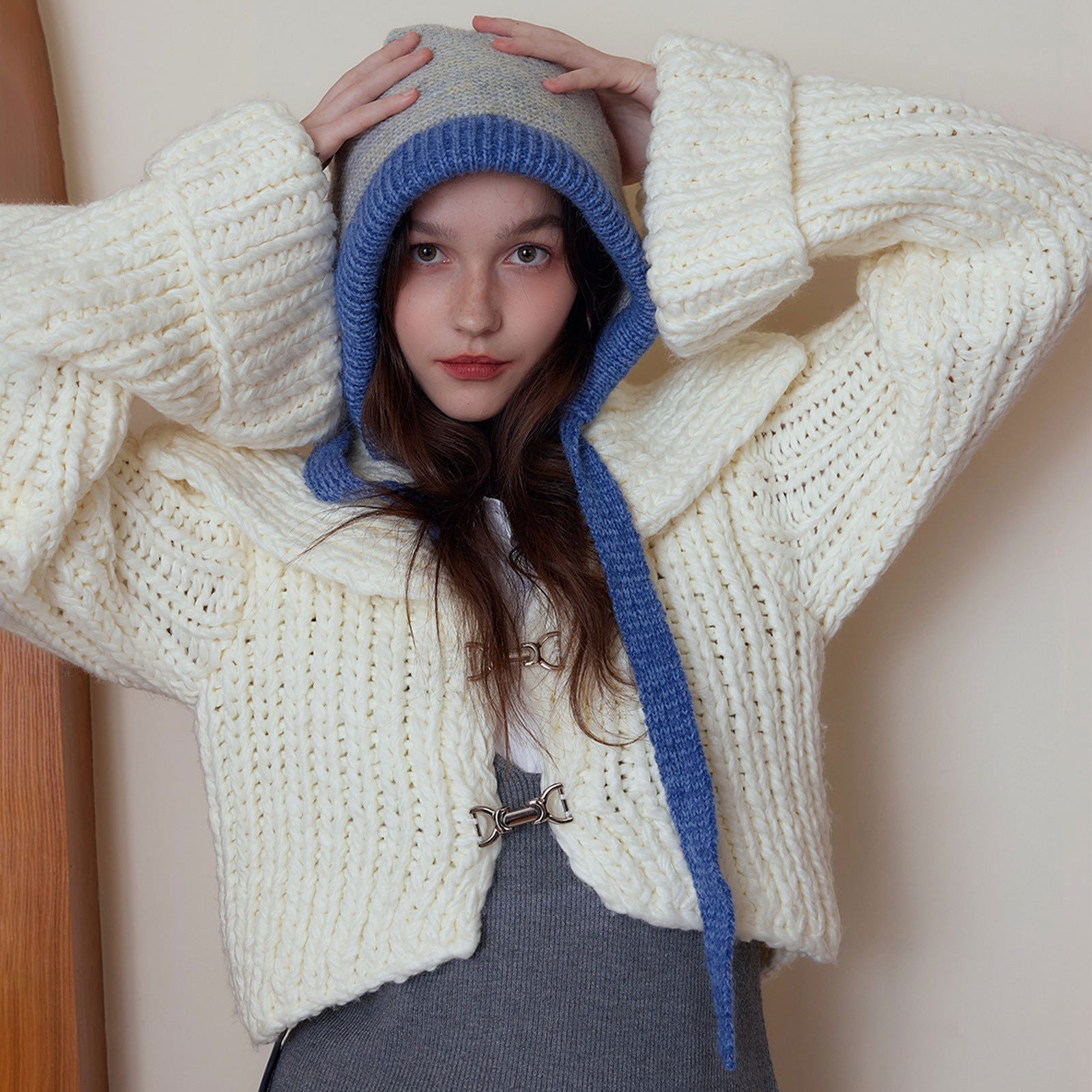 Bonnet en laine avec cache-oreilles et sens de l'atmosphère coréenne, bonnet en tricot gluant doux et chaud avec cordon de serrage 