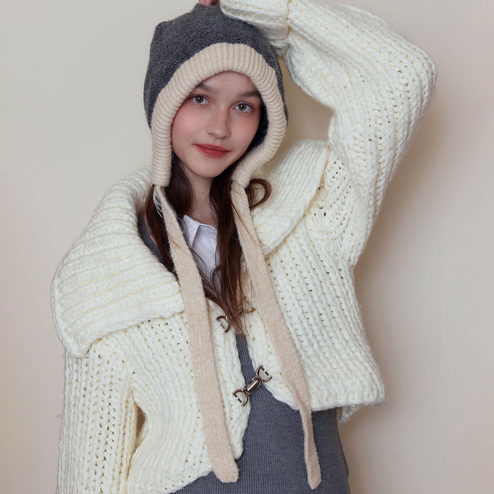 Bonnet en laine avec cache-oreilles et sens de l'atmosphère coréenne, bonnet en tricot gluant doux et chaud avec cordon de serrage 