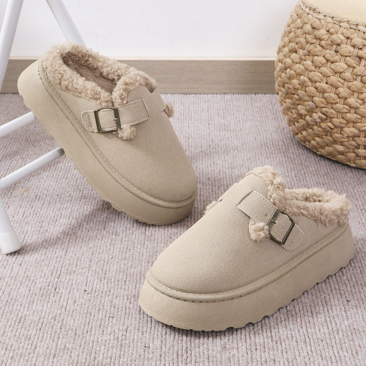 Chaussons en coton thermique à boucle en peluche à fond épais Chaussures décontractées 