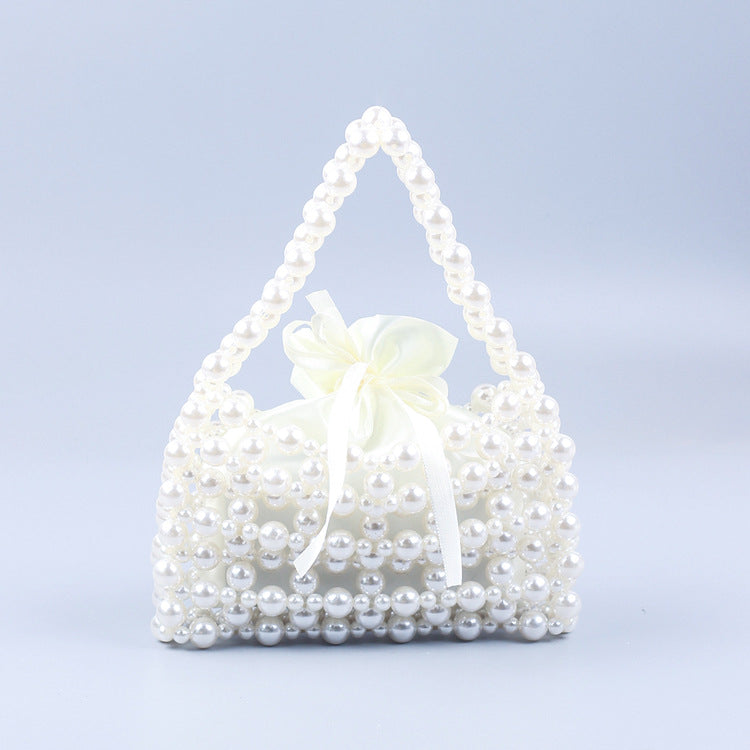 Sac à main tendance en acrylique tissé à la main galvanisé argenté pour la rue, décontracté et assorti avec des perles 