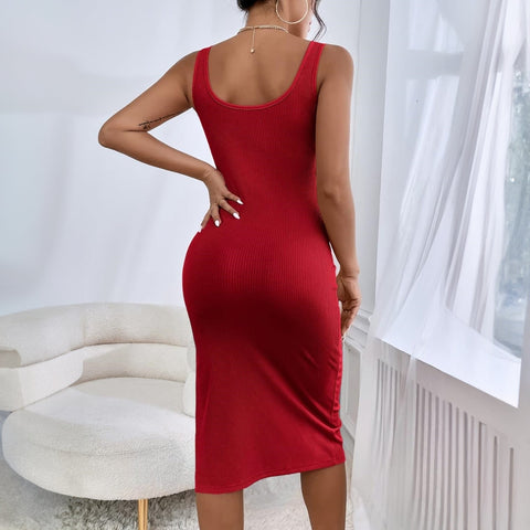 Robe camisole à col carré fendue et coupe slim de couleur unie