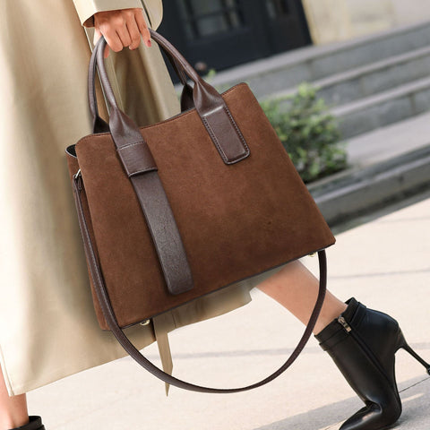 Sacs à main Sac à bandoulière givré Grande capacité Sac de bureau simple Cuir souple de haute qualité 