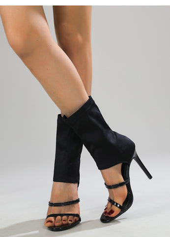 Stilvolle und schicke Stiletto-Boots