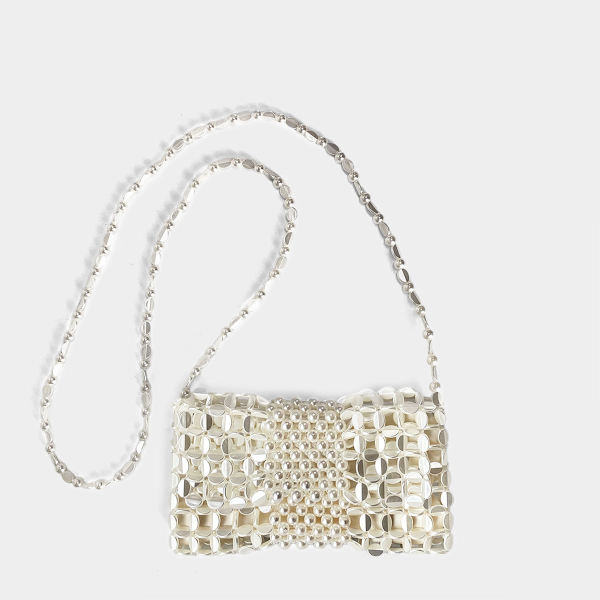 Sac à bandoulière tissé à la main en perles avec chaîne en argent pour téléphone portable et pièces de monnaie 