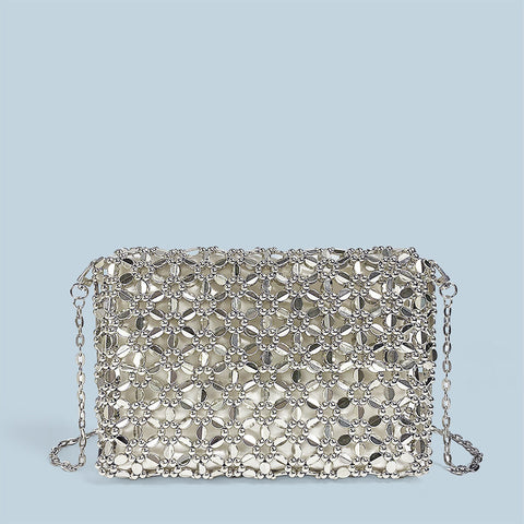Petit sac carré en perles tissées à la main argentées brillantes avec perles de cocktail creuses à bandoulière 