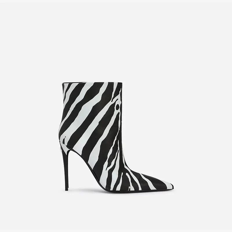 Les bottines à talons hauts Zebra