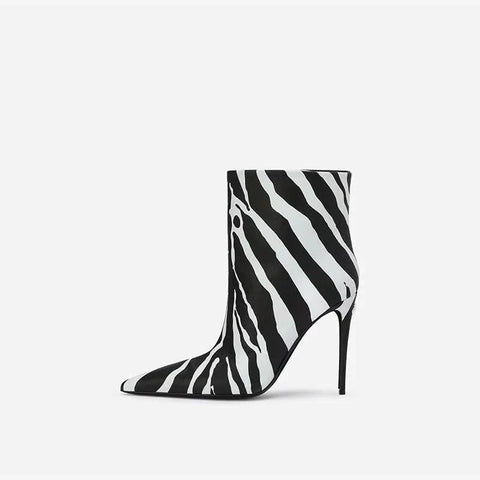 Les bottines à talons hauts Zebra