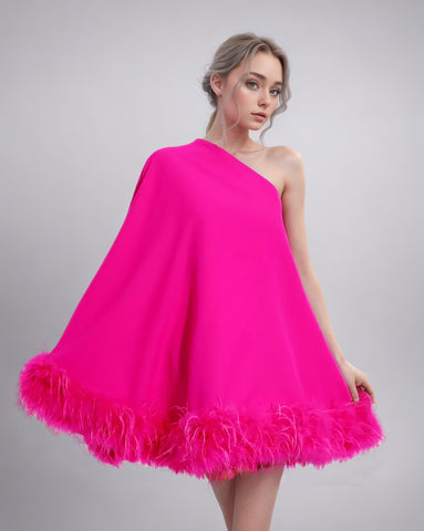 Ostrich Feather Diagonal Collar One Sleeve Dress Cloak
