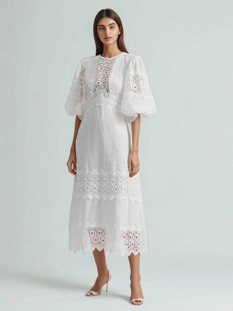 Robe ajourée à col rond et manches lanternes