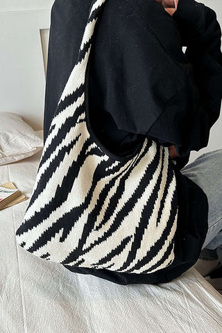 Zebra Pattern Knit Shoulder Bag