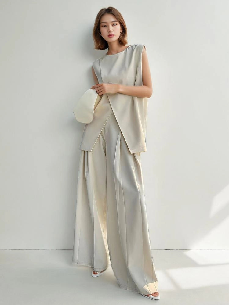 Unregelmäßiges ärmelloses zweiteiliges Set mit hoher Taille