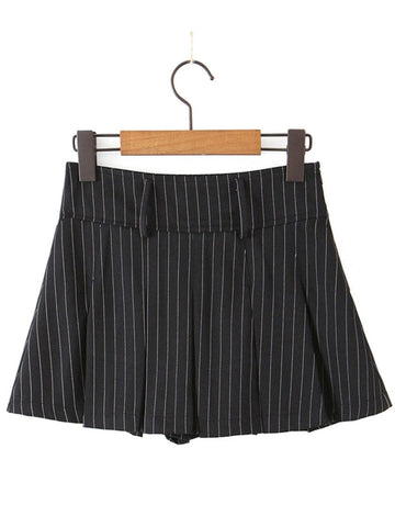 Hunter Pleated Mini Skirt