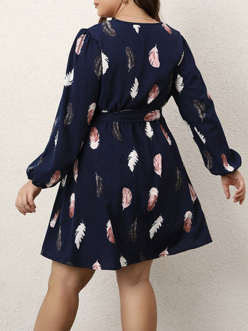 Robe courte à plumes et col en V Natalia