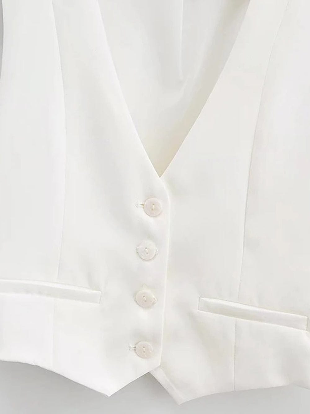 Olivia Button Cropped Sleeveless Chic Top